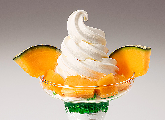 写真：鈴のれん　甘味堂